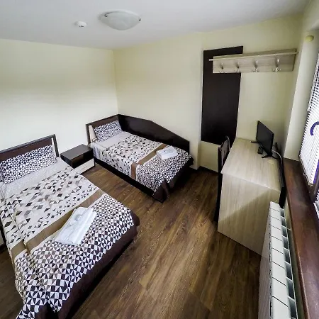 Divna Forest & House Guest house Dospat