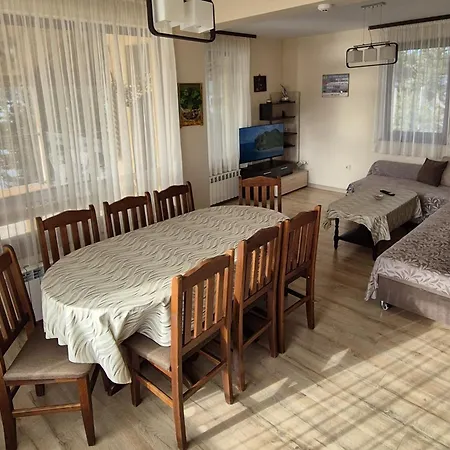 Divna Forest & House *