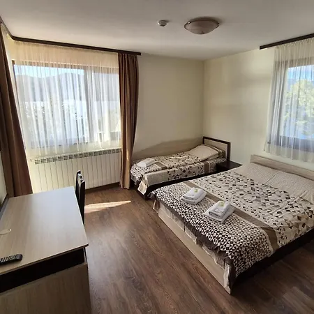 Divna Forest & House Guest house