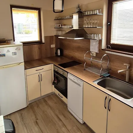 Divna Forest & House Dospat