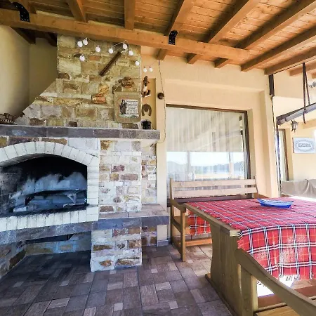 Guest house Divna Forest & House Dospat