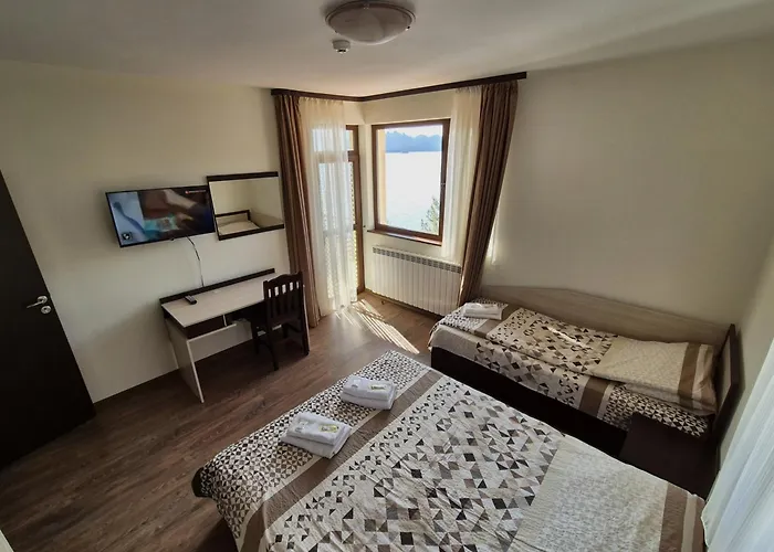 Divna Forest & House 多斯帕特