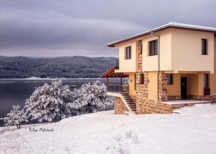 Divna Forest & House