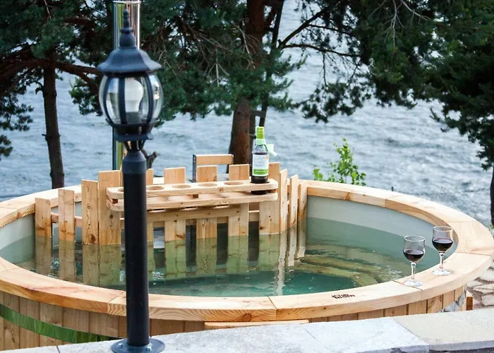 Divna Forest & House